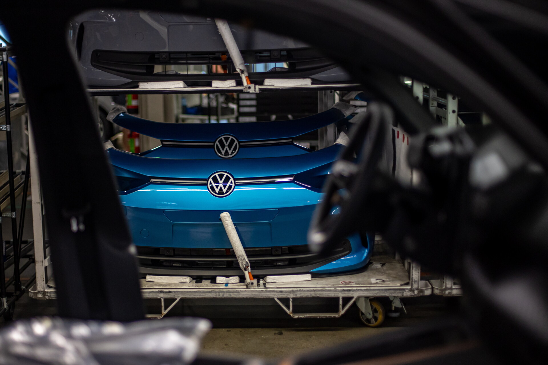 Από το εργοστάσιο της Volkswagen στο Zwickau © EPA/MARTIN DIVISEK