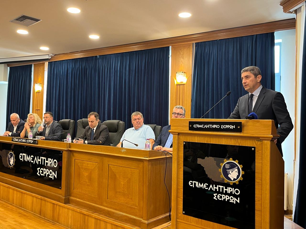 Αυγενάκης: Θα συνεχίσουμε να διεκδικούμε αλλαγές στην ΚΑΠ