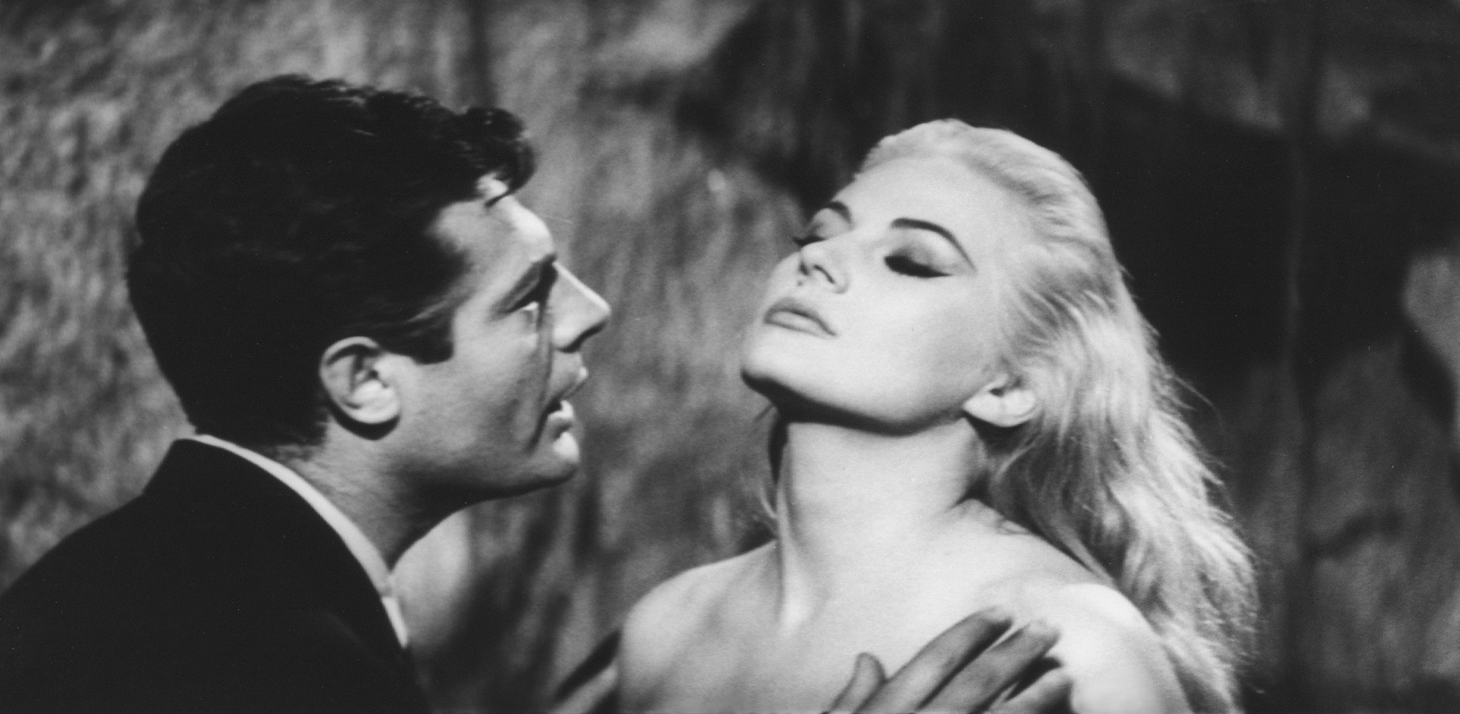 Στιγμιότυπο από την ταινία «Dolce vita» του Φεντερίκο Φελίνι © NOVA