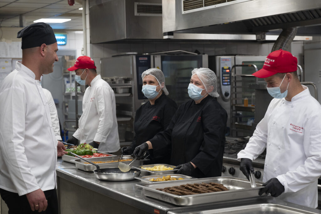 Korinthian Foods: Συμβάσεις 13,1 εκατ. με ΟΠΕΚΑ για σχολικά γεύματα