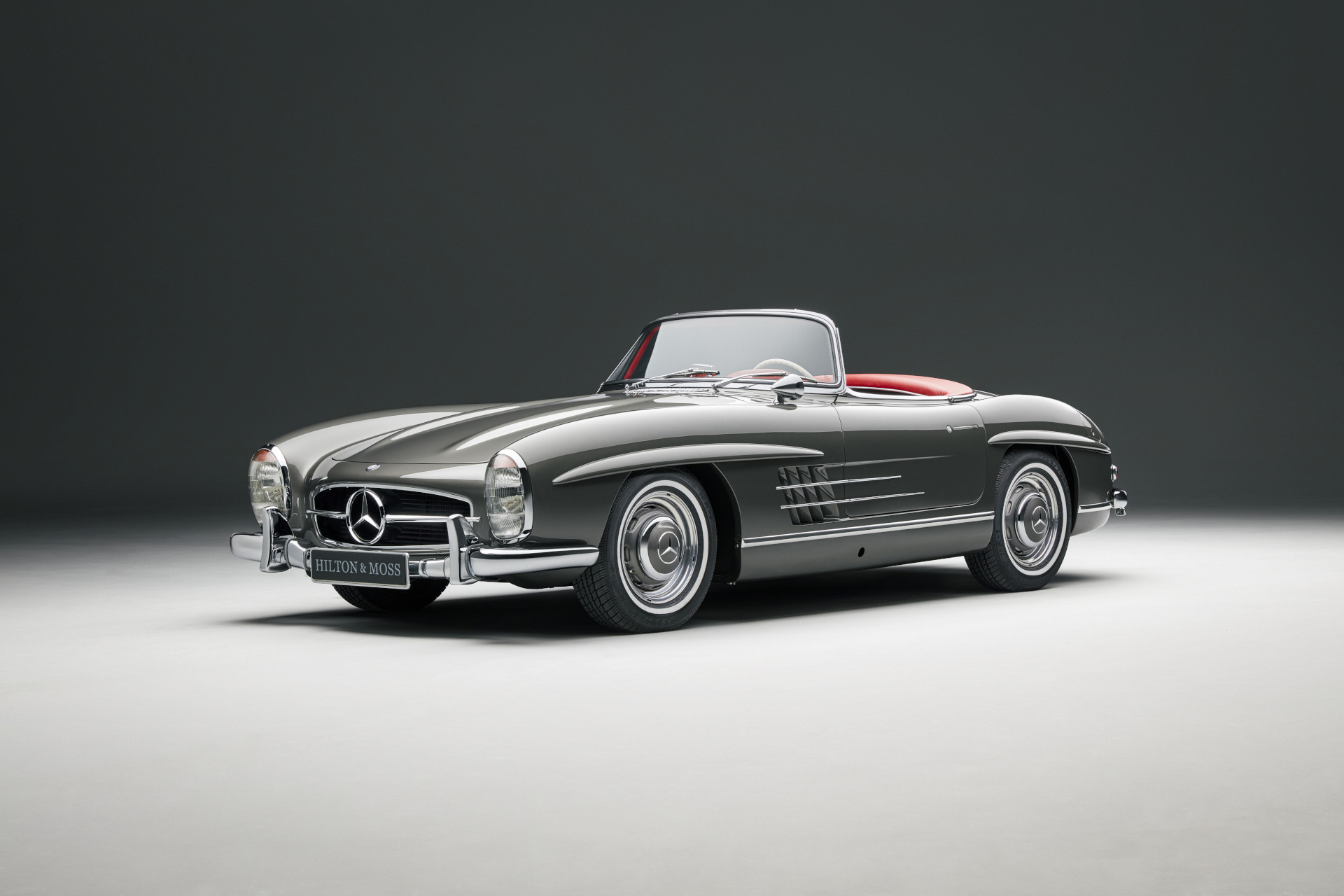 Μια Mercedes-Benz 300SL Roadster βγαίνει σε δημοπρασία