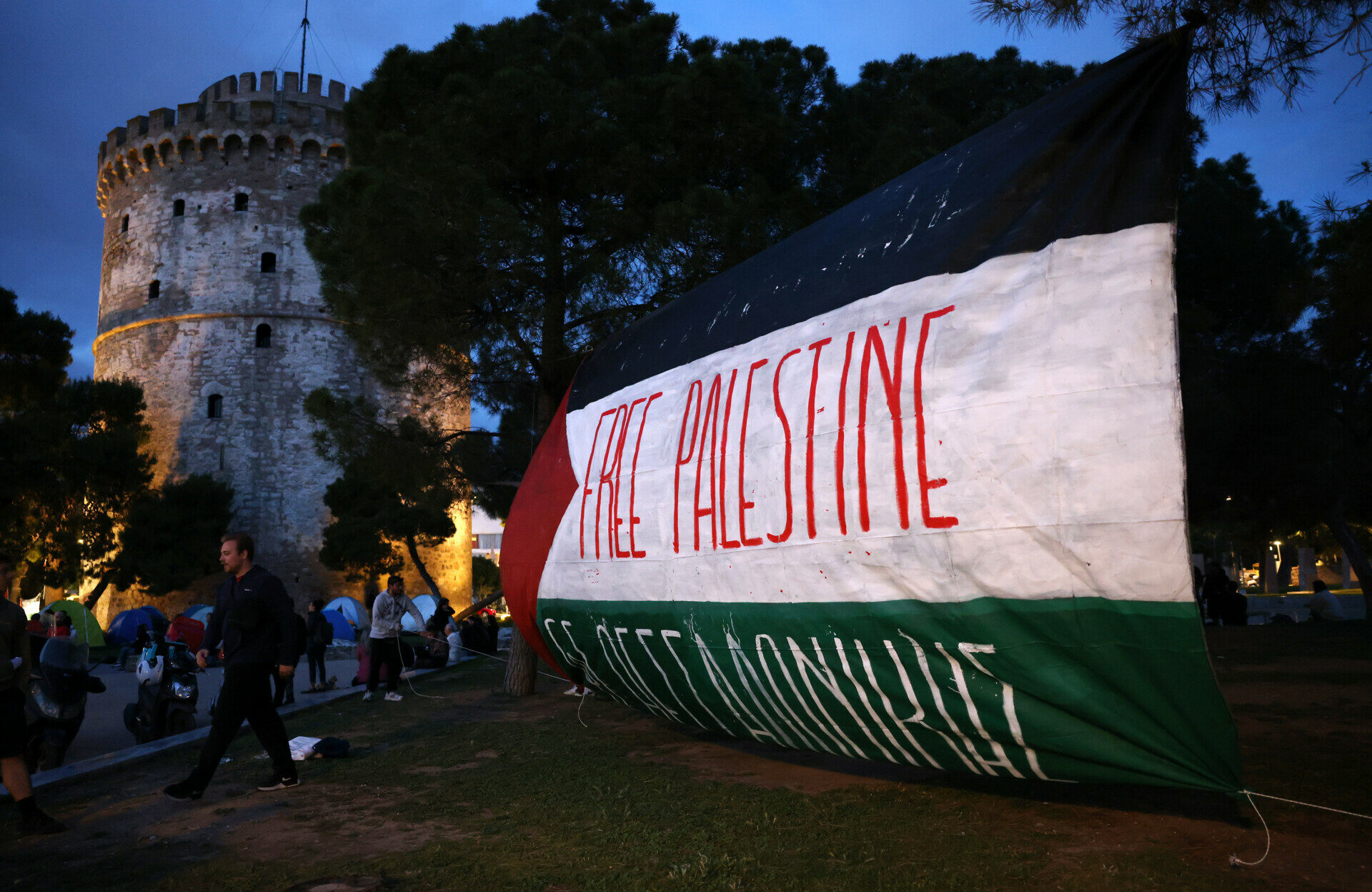 Ολονυκτία φοιτητών στη Θεσσαλονίκη για την Παλαιστίνη © Intime