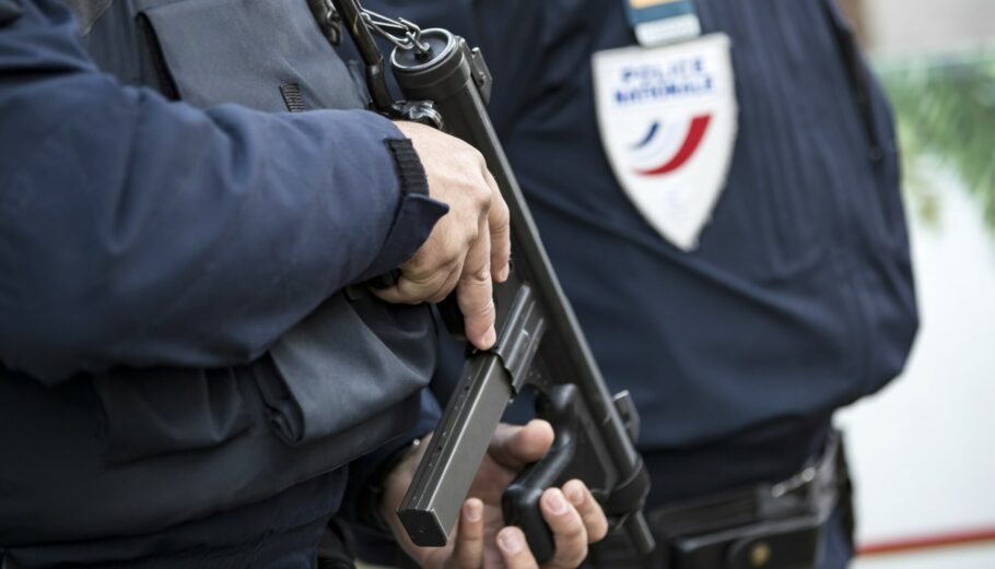 Αστυνομία στη Γαλλία © EPA/IAN LANGSDON