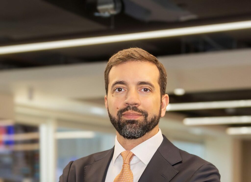 Ebury: Νέος Γενικός Διευθυντής ο Ανδρέας Πλακωτάκης