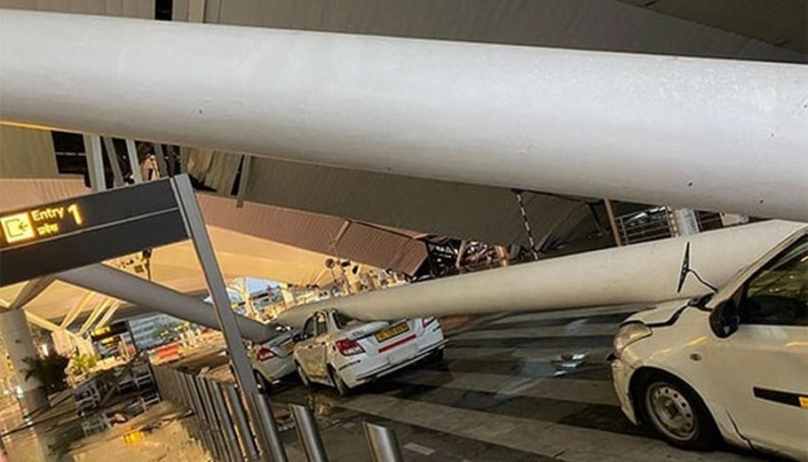 Ινδία: Κατέρρευσε στέγη στο διεθνές αεροδρόμιο στο Δελχί, 1 νεκρός