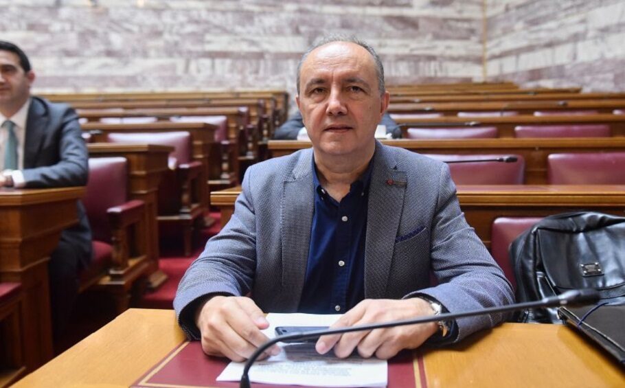 “Όχι” Καράογλου σε μια δεύτερη θητεία της Σακελλαροπούλου