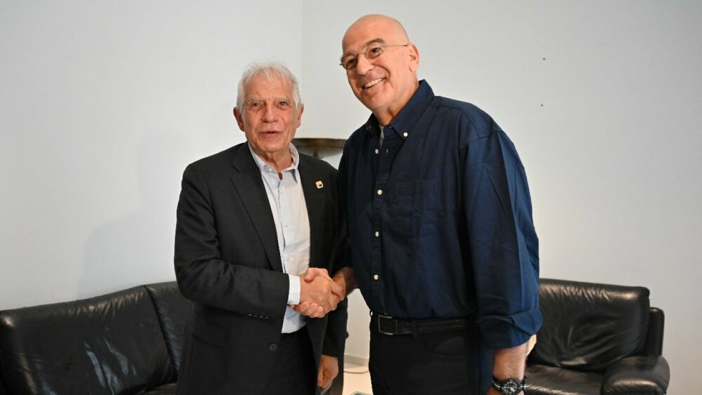 Με τον Ζοζέπ Μπορέλ συναντήθηκε ο Νίκος Δένδιας