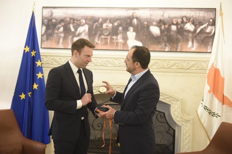 Κασσελάκης: Δίκαιη και βιώσιμη λύση στο Κυπριακό