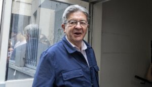 Γαλλία: Πολιτική θύελλα με την πρόταση Μελανσόν για διαγραφή χρέους από την ΕΚΤ