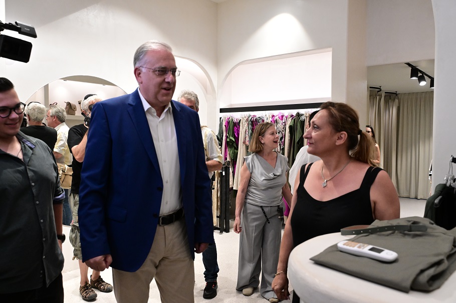 Θεοδωρικάκος: Μη αποδεκτές οι παραπλανητικές εκπτώσεις