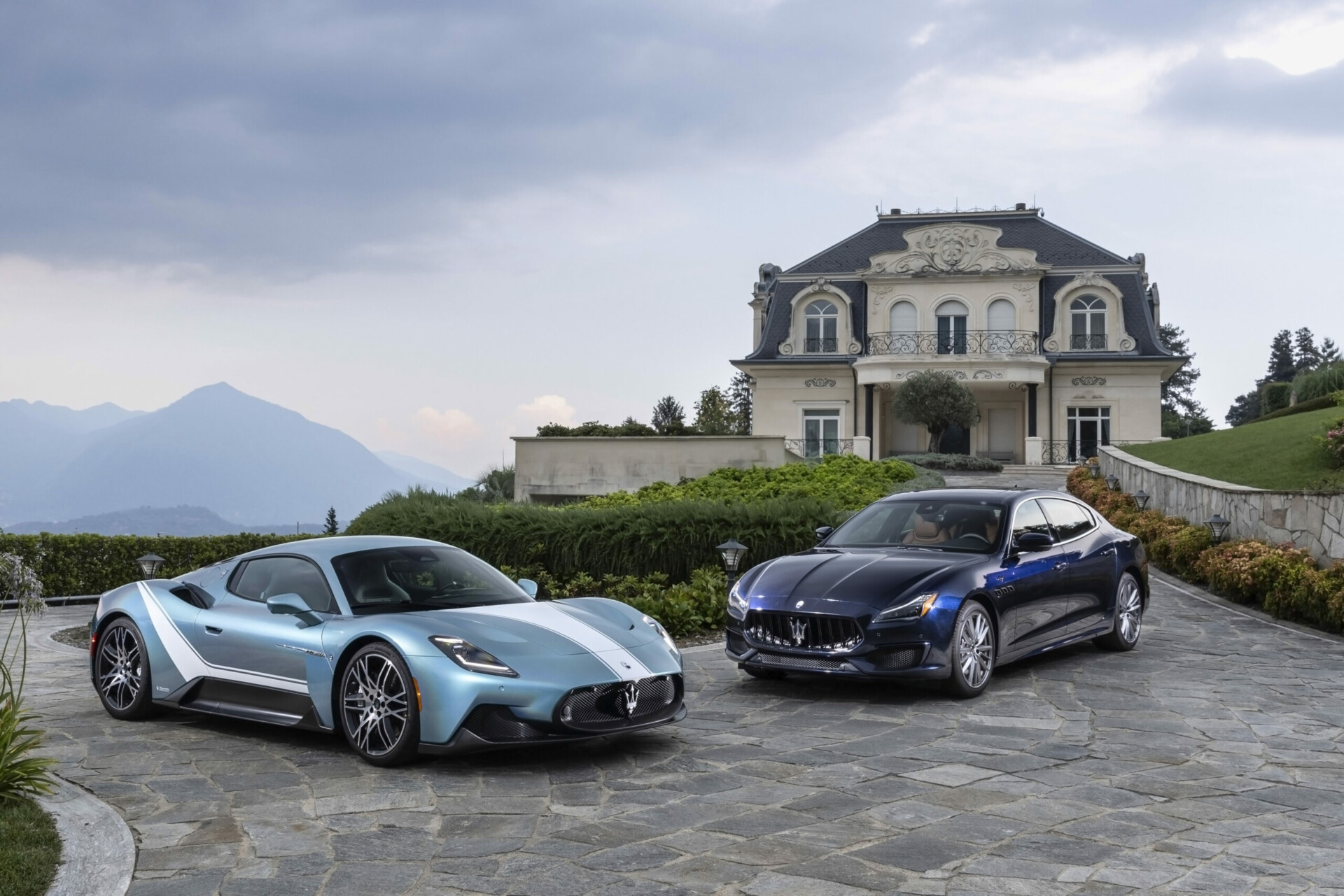 H Maserati παρουσιάζει την Quattroporte Grand Finale και την MC20 Iris