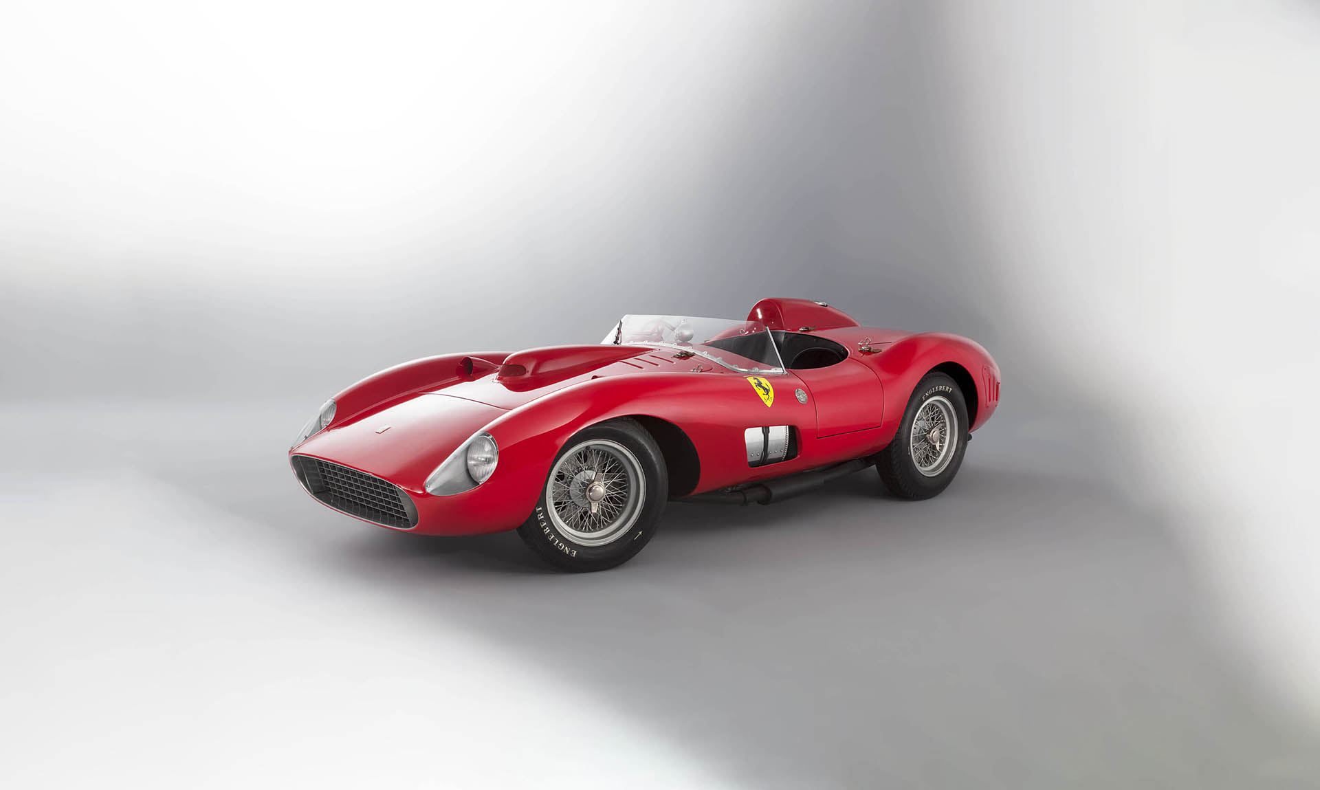Ferrari 335S: Βασίλισσα των αγώνων και σταρ του κινηματογράφου