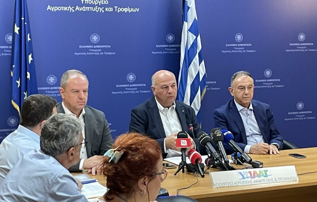Τσιάρας: Παράταση στα μέτρα μεταφοράς και σφαγής αιγοπροβάτων