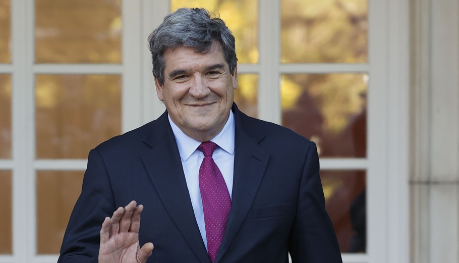 Χοσέ Λουίς Εσκριβά: Ποιος είναι ο Ισπανός νέος κεντρικός τραπεζίτης