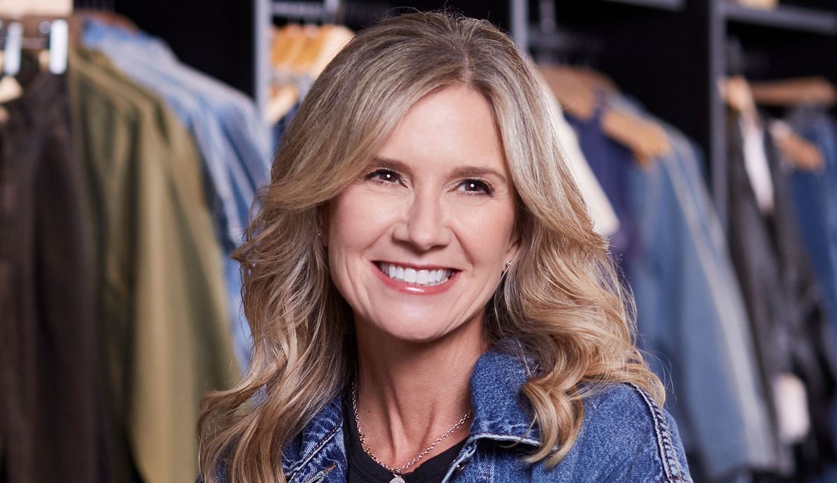 Levi Strauss: Εξετάζει την πώληση του brand Dockers