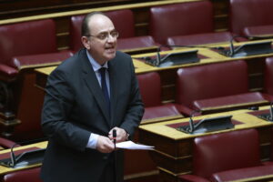 Μακάριος Λαζαρίδης: Παραιτήθηκε από υφυπουργός Αγροτικής Ανάπτυξης