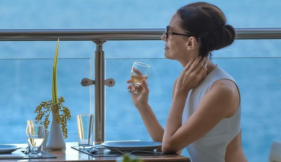 Τα 10 πολυτελή εστιατόρια στην Ελλάδα που ψηφίζουν οι ταξιδιώτες