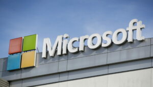 Η Microsoft ξεπέρασε τις εκτιμήσεις σε έσοδα και κέρδη με “άλμα” 40% στο Azure
