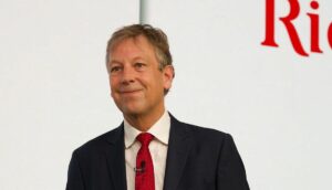 Αποχωρεί ο CEO της Rio Tinto, σε εξέλιξη η αναζήτηση διαδόχου
