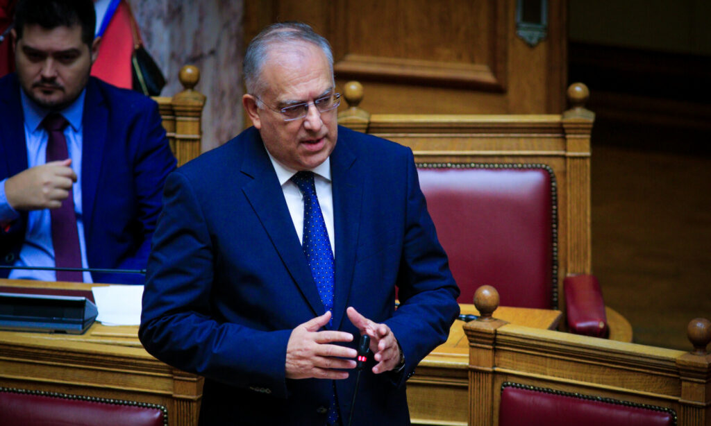 Θεοδωρικάκος: Ενισχύουμε την προστασία των καταναλωτών