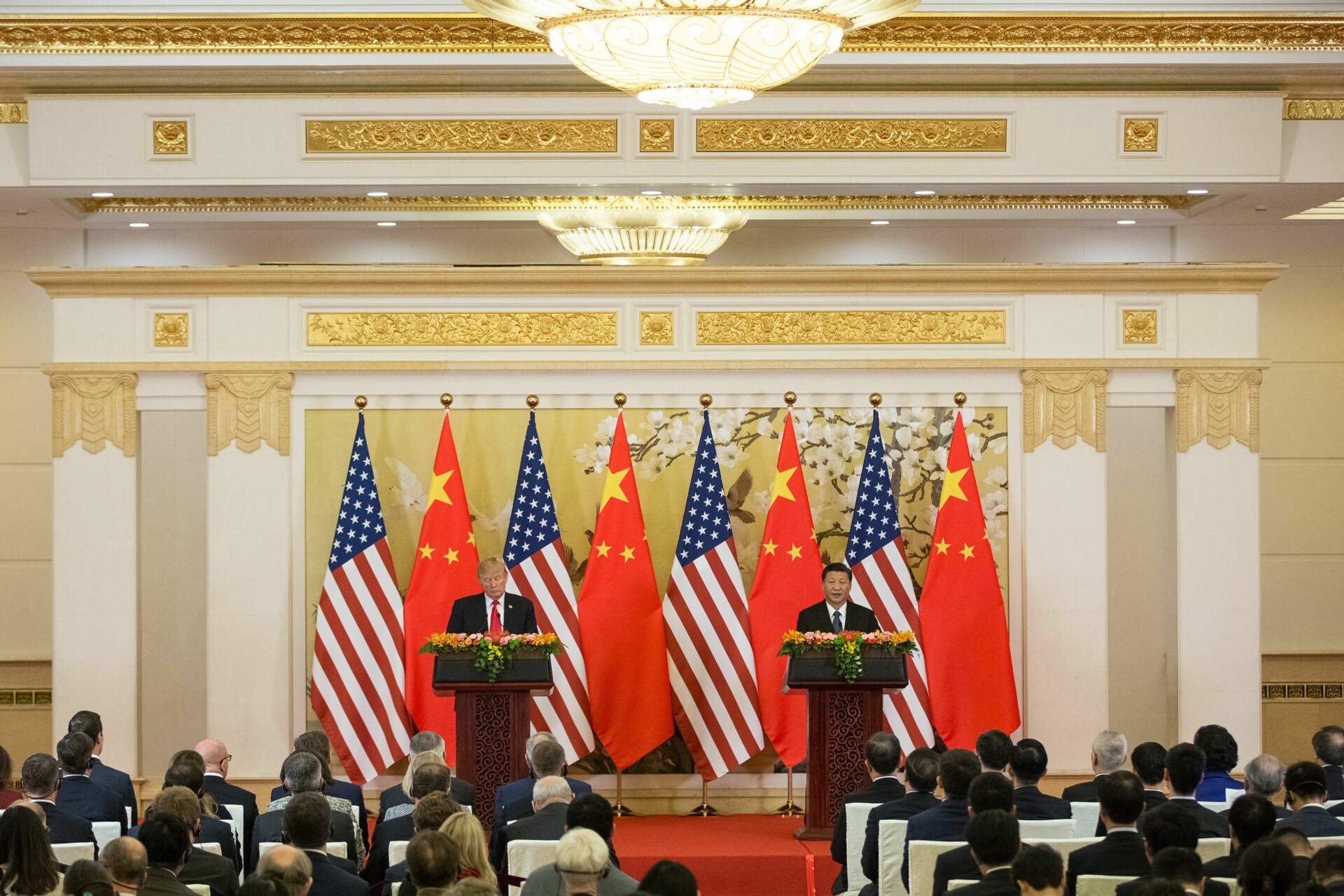 Ο Τραμπ καθυστερεί το ταξίδι στην Κίνα λόγω του πολέμου στο Ιράν