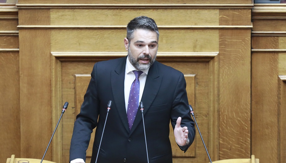 Αποχώρησε από την ΚΟ του ΣΥΡΙΖΑ ο Γιάννης Σαρακιώτης