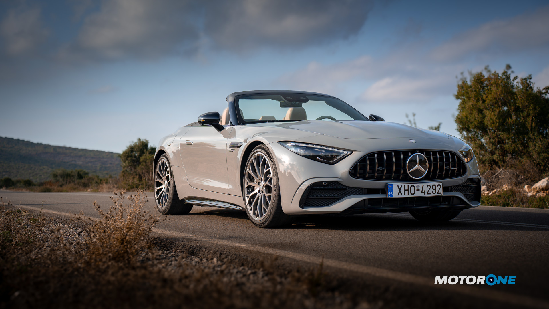 Δοκιμάζουμε την Mercedes-AMG SL43