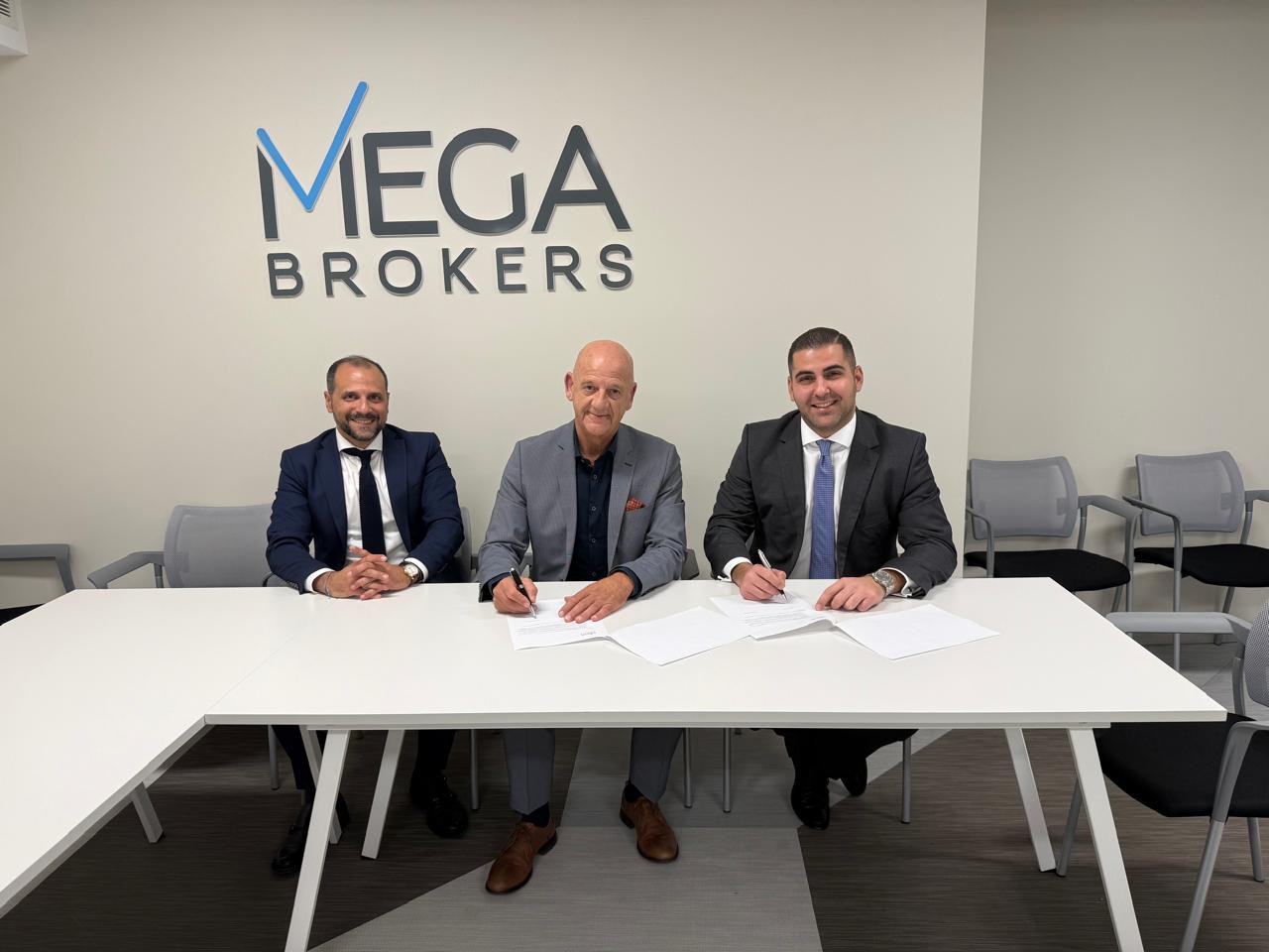 Η Mega Brokers εξαγόρασε τη Fidus Team