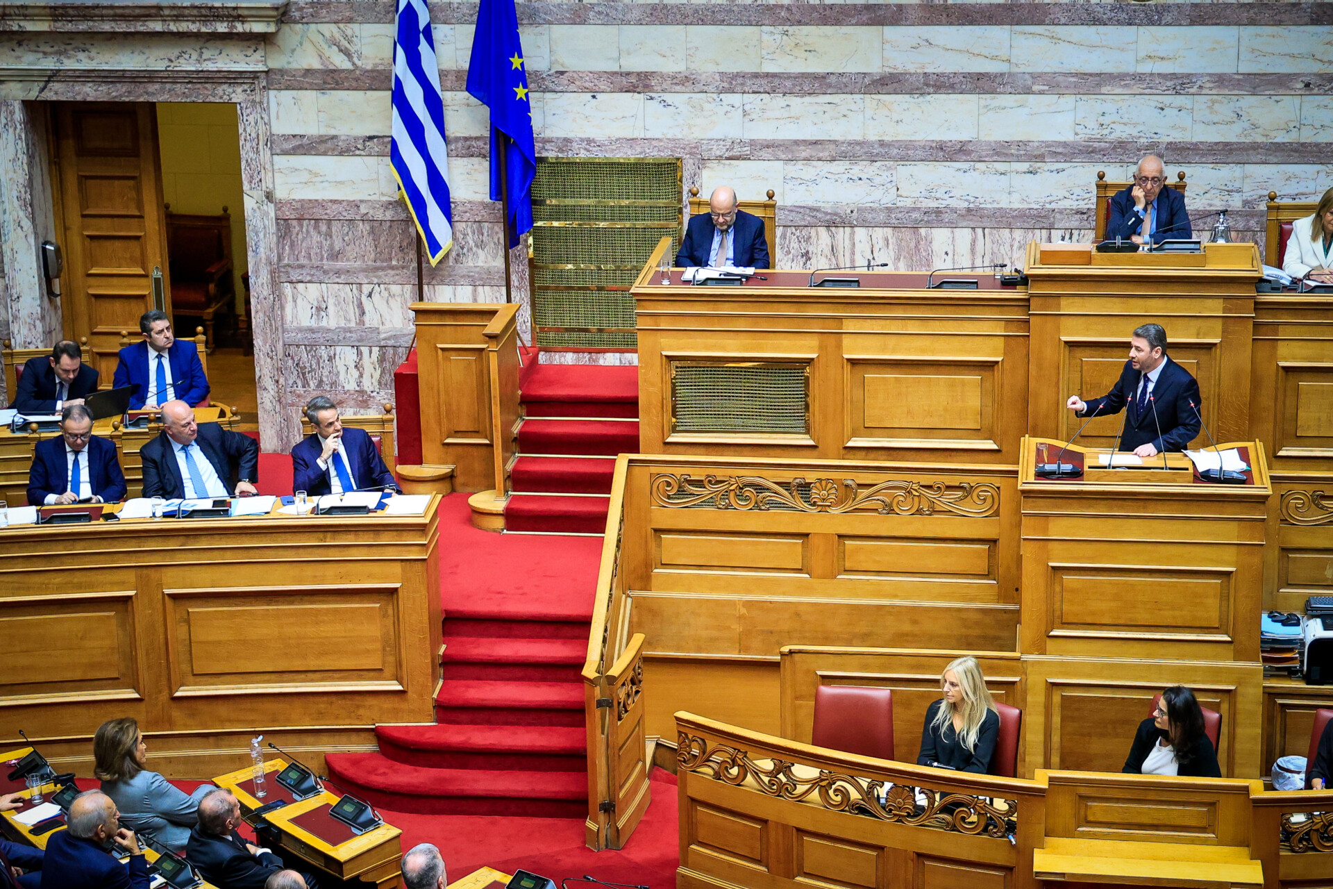 Πινγκ πονγκ Μητσοτάκη με Ανδρουλάκη στις δευτερολογίες