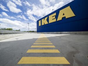 Η IKEA θέλει πίσω τα παλιά σας έπιπλα: Δοκιμάζει online επαναγορά, με αντάλλαγμα κουπόνια