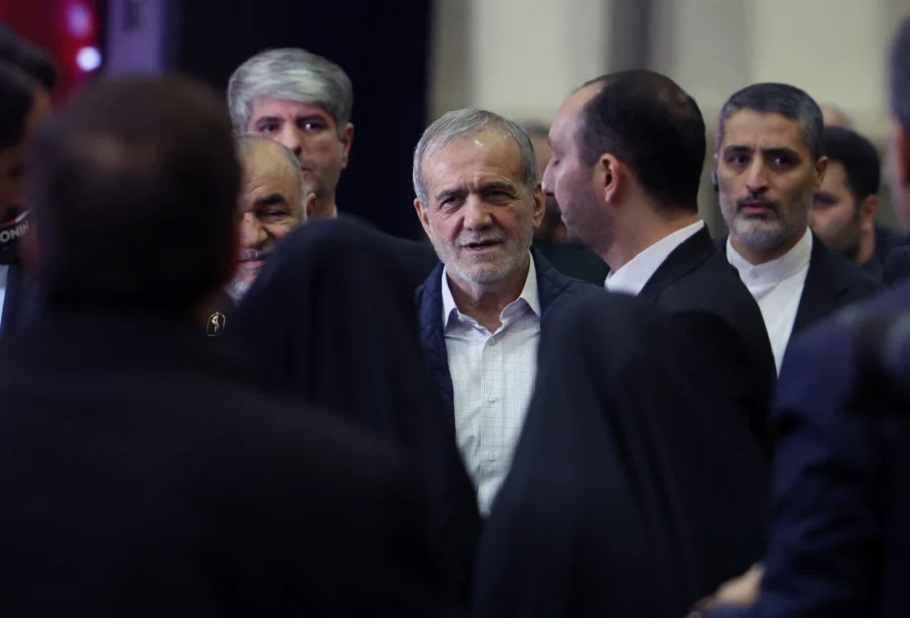 Πρόεδρος Ιράν σε Τραμπ: Δεν φοβόμαστε τον πόλεμο