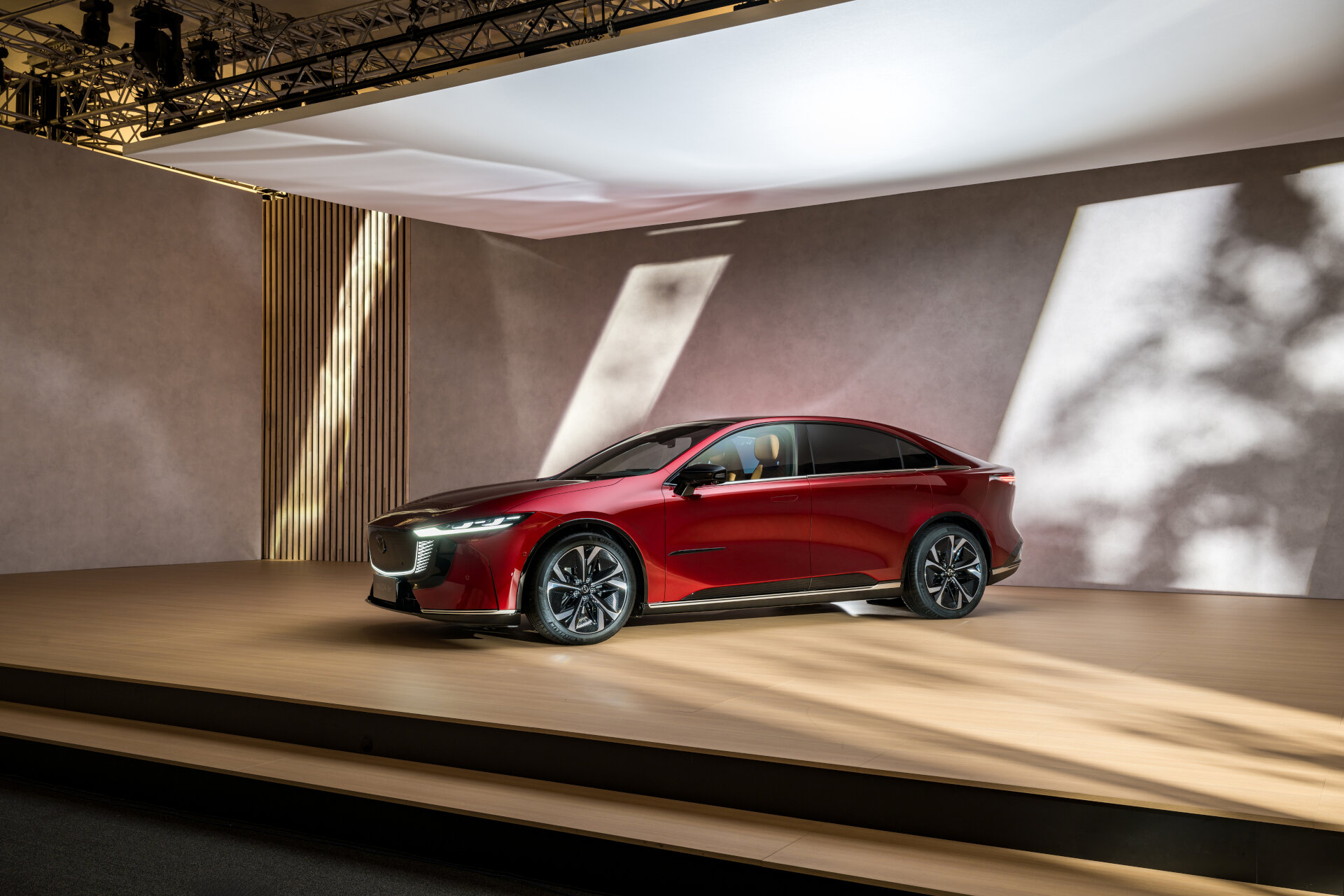 Mazda 6e: Έρχεται στην Ευρώπη ως αμιγώς ηλεκτρικό με έως 258 ίππους