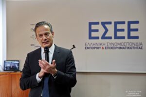 Καφούνης: Ο δασμός των 3 ευρώ θωρακίζει το εμπόριο, αλλά ο πόλεμος θα είναι μακρύς