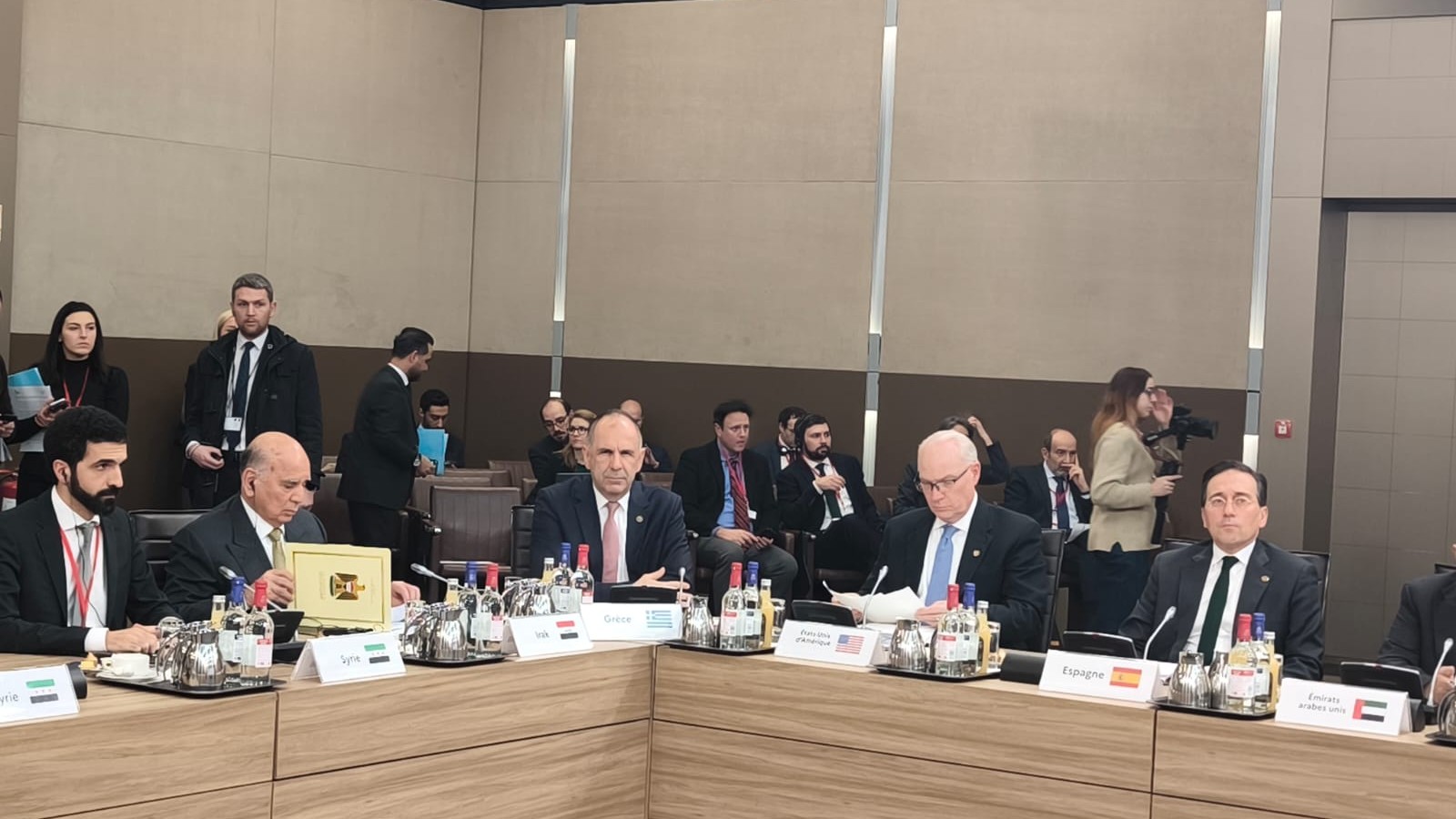 Γεραπετρίτης: Οι κυρώσεις στη Συρία πρέπει να αρθούν σταδιακά
