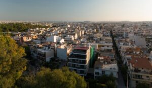 Καταργείται ο ΕΝΦΙΑ για 1,5 εκατ. ιδιοκτήτες, πόσο θα μειωθεί ο φόρος στα ενοίκια