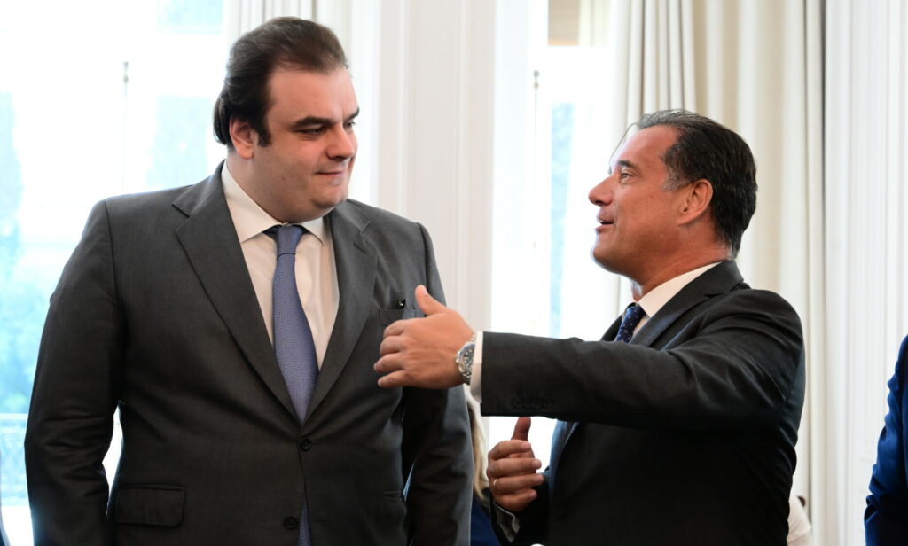 Συνεχίζεται το αδιέξοδο στο clawback στη φαρμακευτική δαπάνη, το θέμα στον Πιερρακάκη