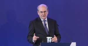 Η άφιξη του Τραμπ στην Αθήνα, οι δράσεις που θα παρουσιάσει ο Χατζηδάκης, η επικείμενη συνάντηση του Βορίδη με τον Ματέο Σαλβίνι και η πηγή του κακού στο ΠΑΣΟΚ
