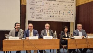 Alumil: Επένδυση άνω των 100 εκατ. στην Ινδία με fund από το Ντουμπάι