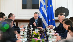 Για το κρίσιμο ραντεβού στην Άγκυρα στη Σύνοδο του ΝΑΤΟ προετοιμάζεται η κυβέρνηση
