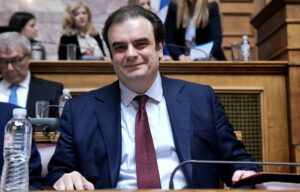 Νέοι κανόνες σε δημόσια οικονομικά, κληρονομιές και τελωνεία