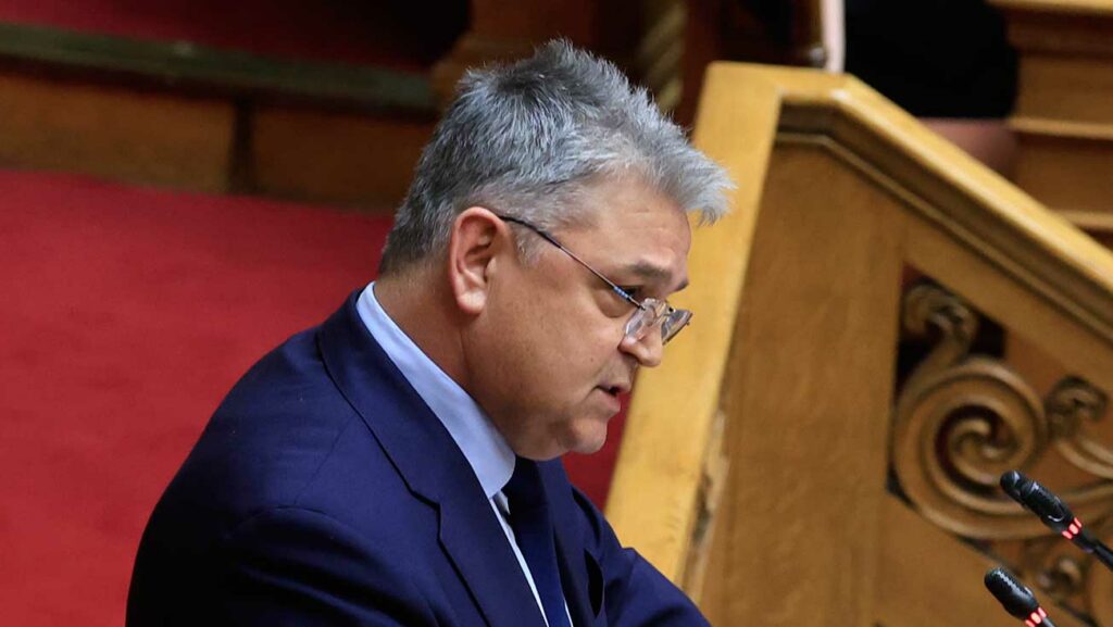 Ο Νατσιός που εξακολουθεί να ανεβαίνει τον ”Γολγοθά”, ο Ιβάν που δεν πουλάει, τα λόμπι που στηρίζουν Ελλάδα στην Ουάσιγκτον και οι υπεργολαβίες της Naval
