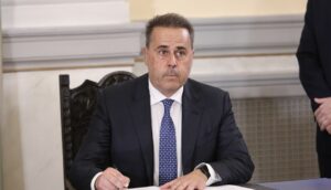 Τετ α τετ Παπασταύρου με Παπαναστασίου μετά την κρίση για το καλώδιο