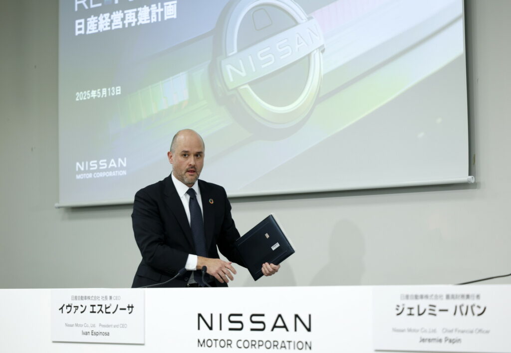 Η Nissan εξετάζει κλείσιμο εργοστασίων σε Ιαπωνία και εξωτερικό