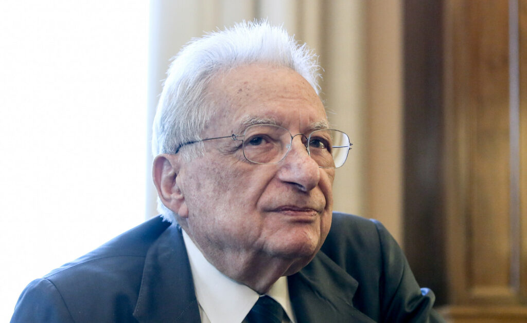 Τα συλλυπητήρια του πολιτικού κόσμου για τον θάνατο του Πέτρου Μολυβιάτη