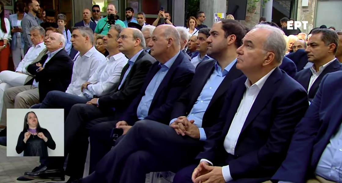 O ΠΡΩΘΥΠΟΥΡΓΟΣ ΚΥΡΙΑΚΟΣ ΜΗΤΣΟΤΑΚΗΣ