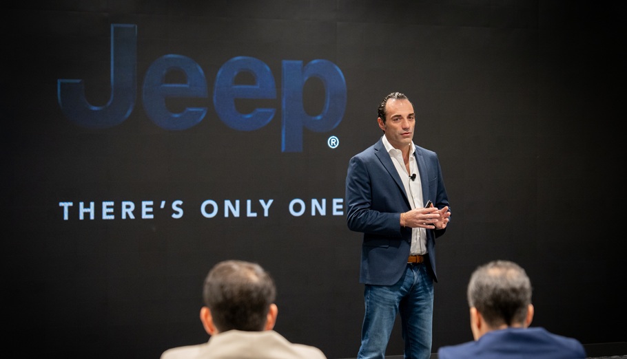 Nέος CEO της Stellantis ο Αντόνιο Φιλόσα
