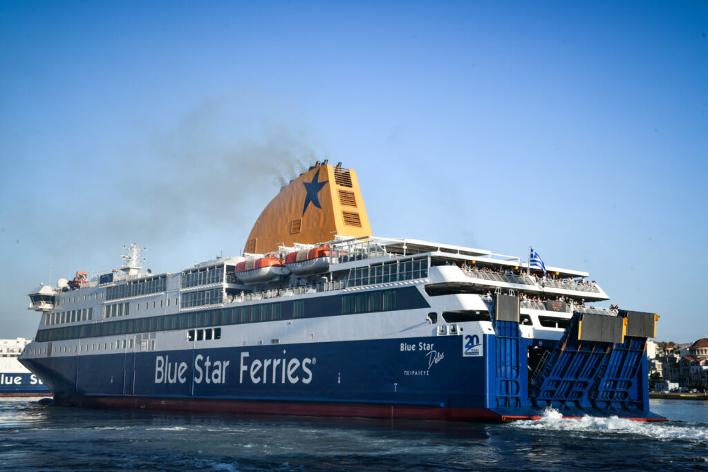 Λήξη συναγερμού στο Blue Star 1: Φάρσα το τηλεφώνημα για βόμβα