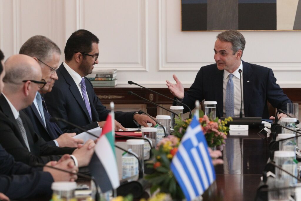 Τα νέα deals που κυνηγούν στην Ελλάδα τα Ηνωμένα Αραβικά Εμιράτα