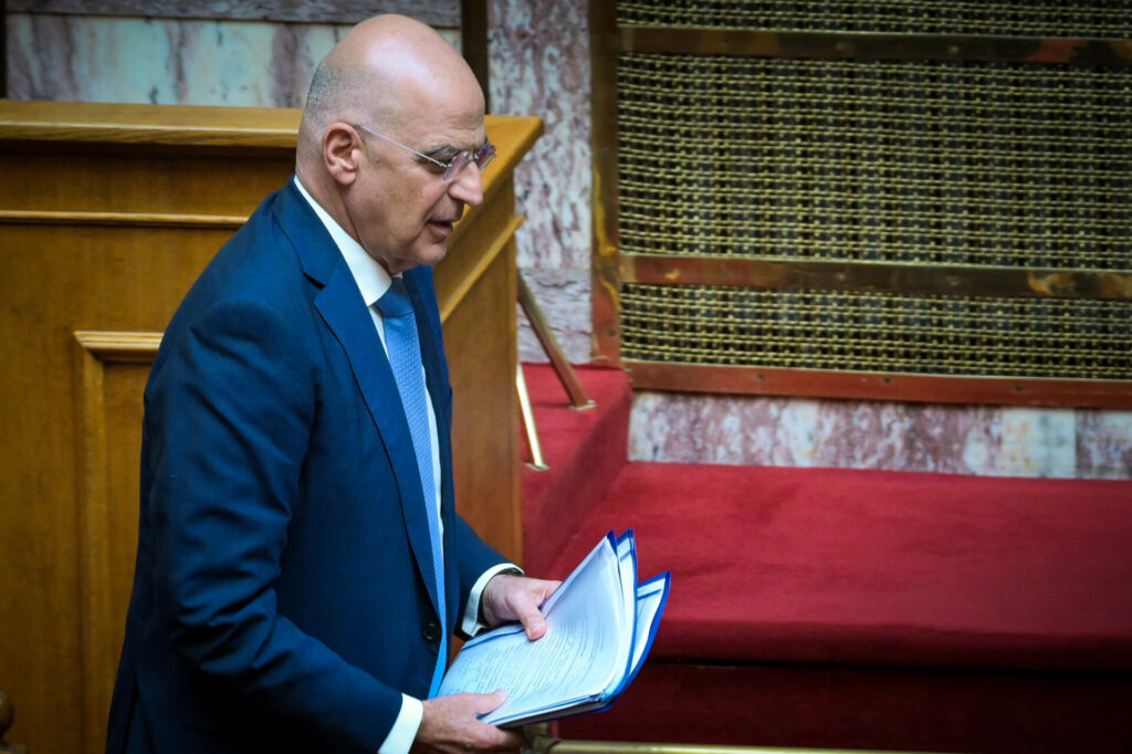 Δένδιας: Ζήτημα πολιτικής επιβίωσης το να χυθεί φως στην υπόθεση των Τεμπών