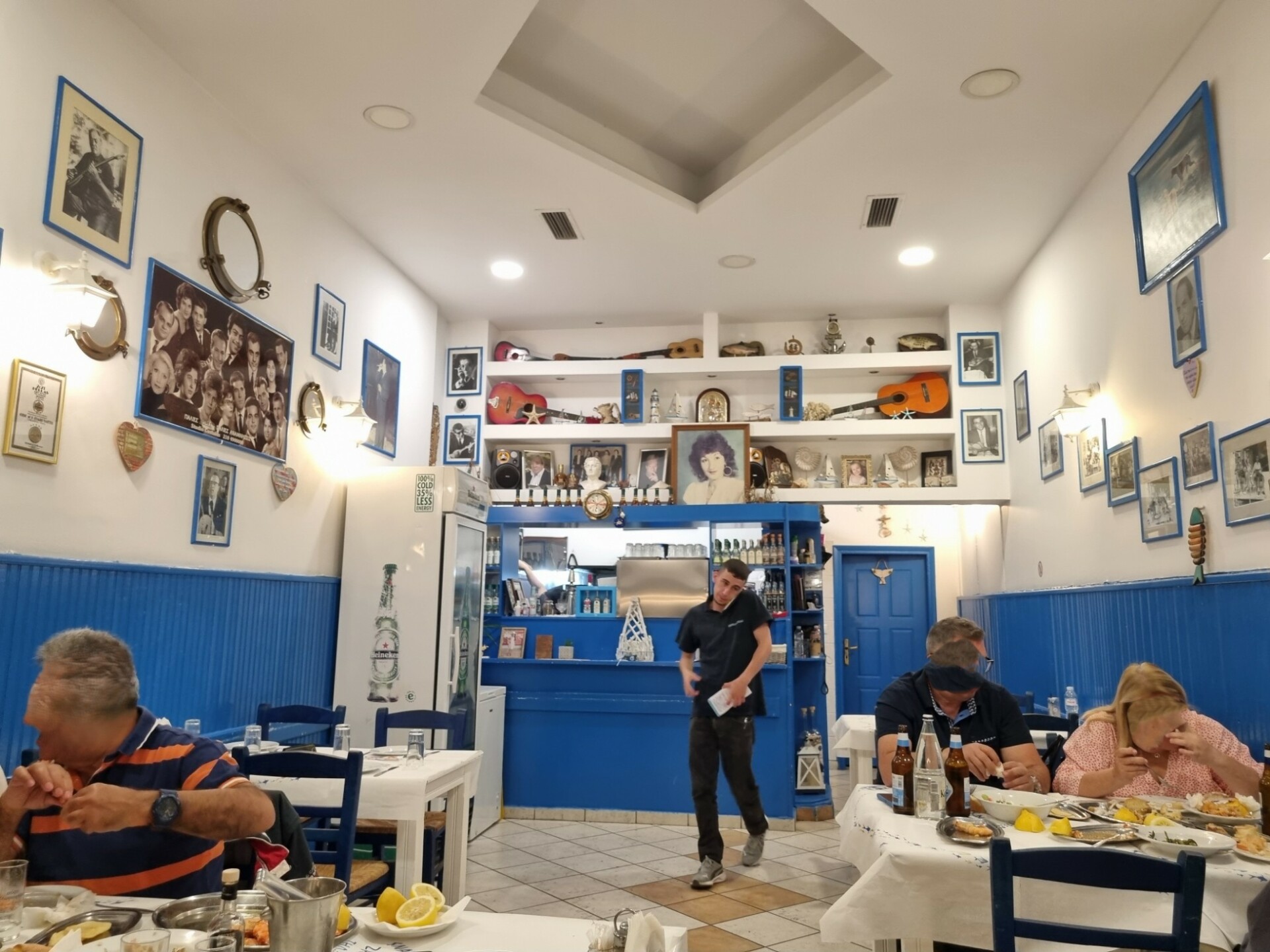 Το εσωτερικό του Ζαρκαδούλας τα Καβουράκια © Πάνος Πουρνάρας